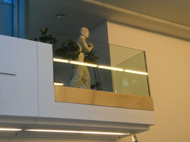 P1002085