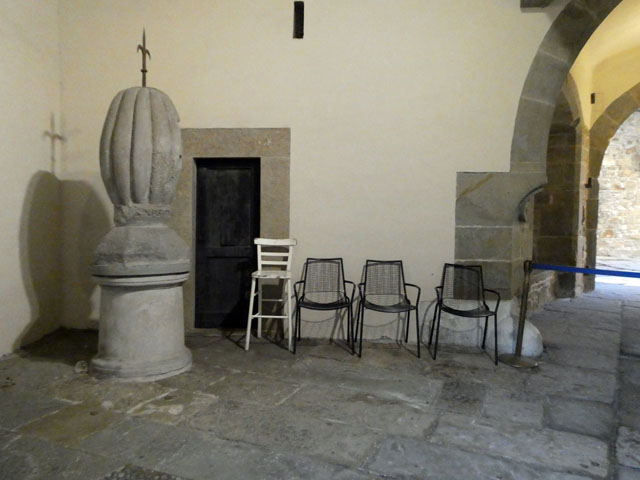 P1003043
