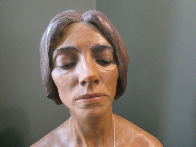 P1003074